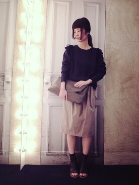 「DRIES VAN NOTEN（ドリスヴァンノッテン）のアイテム（スカート）」を使った、g-GIEMAISONSTAFFさん（レディース・165cm）の春コーディネート