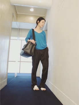「DRIES VAN NOTEN（ドリスヴァンノッテン）のアイテム（パンツ）」を使った、g-GIEMAISONSTAFFさん（レディース・165cm）の夏コーディネート