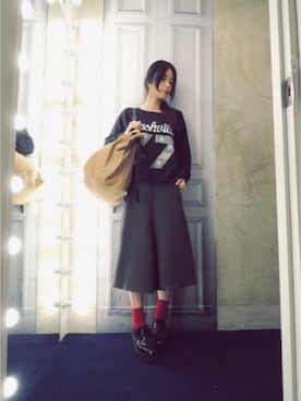 「DRIES VAN NOTEN（ドリスヴァンノッテン）のアイテム（バッグ）」を使った、g-GIEMAISONSTAFFさん（レディース・165cm）の秋コーディネート