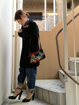 「マムジーンズ」｜akiさん（レディース・153cm）の冬コーディネート