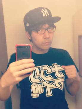 「ナグリアイTシャツ（Tシャツ/カットソー、ブラック系）」を使った、ｼﾞｮｾﾌ🦄ももかーまん✅さん（メンズ・180cm）の春コーディネート