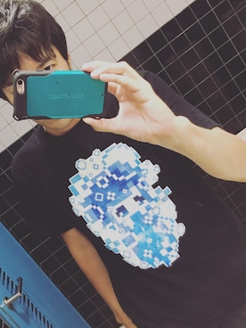 「no brand（ノーブランド）のアイテム（Tシャツ/カットソー、ブラック系）」を使った、ｼﾞｮｾﾌ🦄ももかーまん✅さん（メンズ・180cm）の秋コーディネート