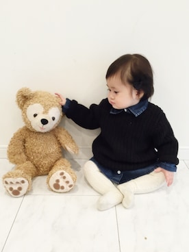 「デニムシャツワンピース」｜「アイテム（ニット/セーター）」を使った、R♡Rさん（キッズ・70cm）の冬コーディネート