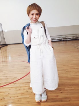 「orslow」｜「アイテム（サロペット/オーバーオール）」を使った、欣欣さん（レディース・150cm）の春コーディネート