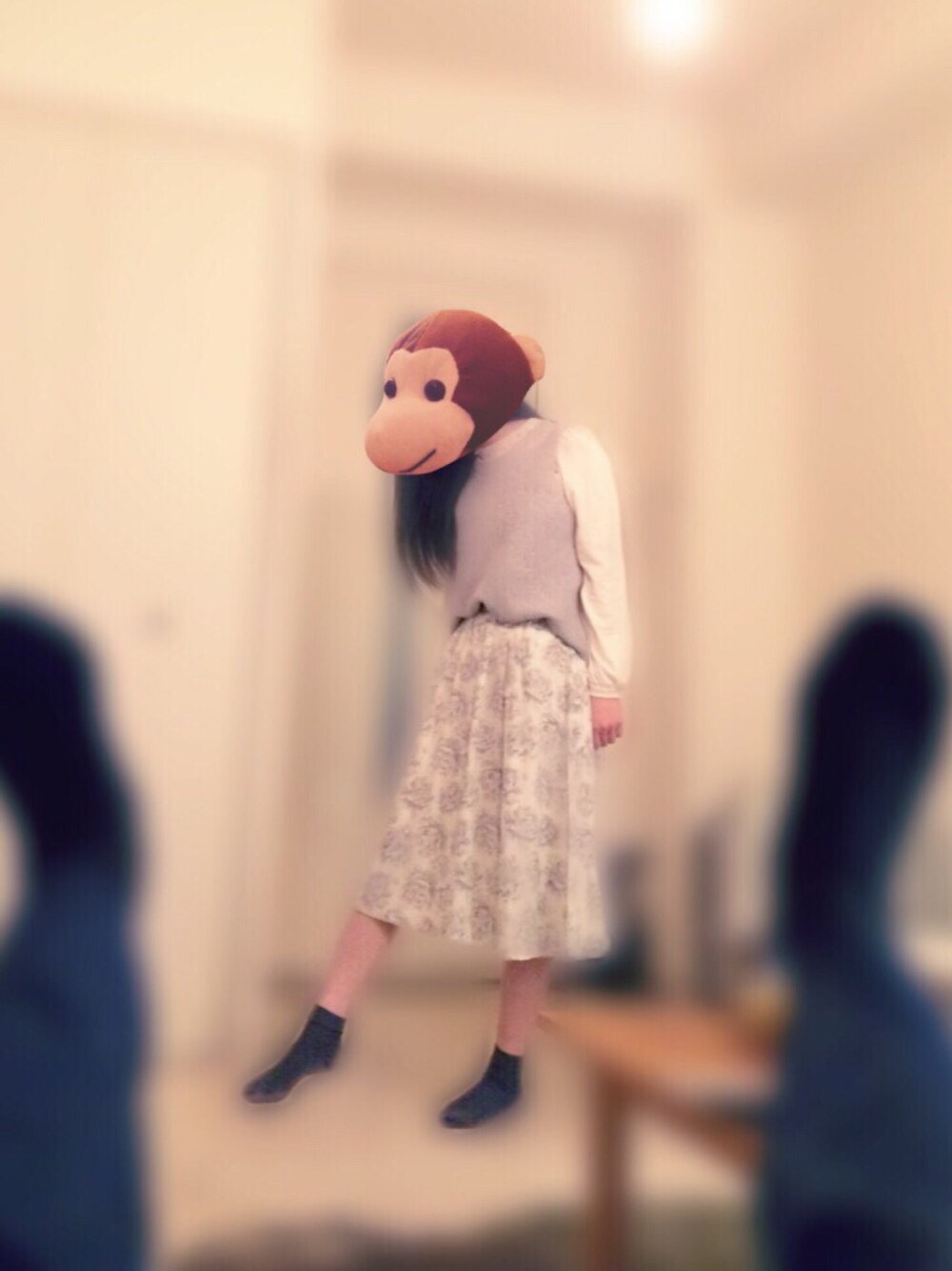 「グレーコーデ、グレー、古着」｜「Availのアイテム（ベスト、グレー系）」を使った、MOIMOIさん（レディース・160cm）の春コーディネートの1枚目の写真