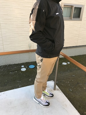 「F.C.R.B.（エフシーアールビー）のアイテム（ナイロンジャケット）」を使った、ヨロさん（メンズ・169cm）の秋コーディネート
