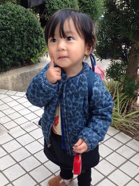 「babygap」｜「アイテム（スタジャン）」を使った、mamai428さん（キッズ・80cm）の春コーディネート