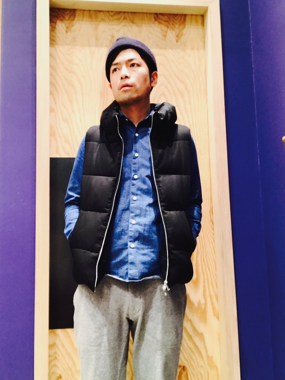 The DUFFER of ST.GEORGEのダウンベストを使った人気ファッション