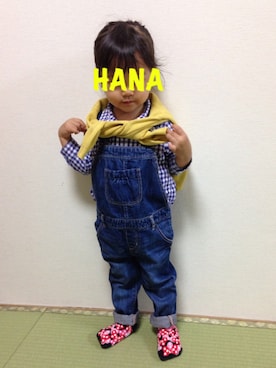 「プロデューサー巻き」｜「アイテム（オールインワン・サロペット）」を使った、Hanaさん（キッズ・90cm）の秋コーディネート
