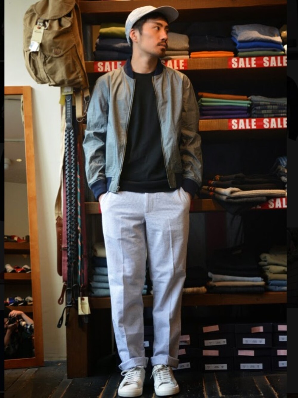「お気に入りのTシャツ、わたしのお母さん、RAWDRIP2nd」｜「POLO RALPH LAURENのSEERSUCKER CAP（キャップ、ブルー系）」を使った、RAWDRIP2ndさん（メンズ・170cm）の春コーディネートの1枚目の写真