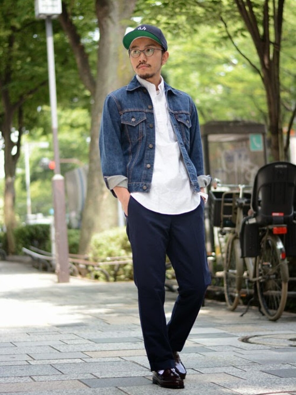 「デニムジャケット、ローファー、アイビー、RAWDRIP2nd」｜「Levi'sのLEVIS DENIM JACKET 70505E（デニムジャケット、ブルー系）」を使った、RAWDRIP2ndさん（メンズ・170cm）の夏コーディネートの1枚目の写真