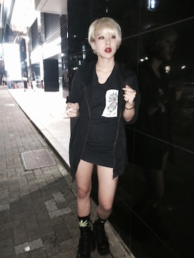 「UNIF」｜「アイテム（ソックス/靴下）」を使った、emma&tsukasaさん（レディース・162cm）の夏コーディネート