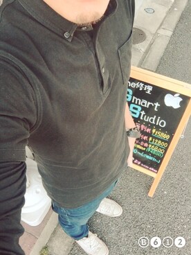 「UNIQLO（ユニクロ）のアイテム（ポロシャツ、ブラック系）」を使った、シニャモンズさん（メンズ・174cm）の秋コーディネート