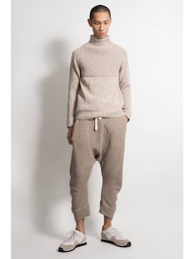 Medium Rare HKさんのコーディネート