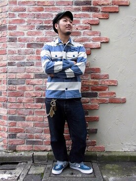 「ショット」｜「アイテム（スニーカー）」を使った、omata takayaさん（メンズ・171cm）の秋コーディネート