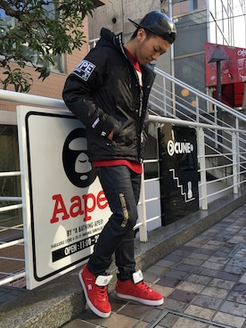 「AAPE BY A BATHING APE（エーエイプバイアベイシングエイプ）のアイテム（ジャケット/アウター）」を使った、山本雄也さん（メンズ・165cm）の冬コーディネート