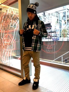 「AAPE BY A BATHING APE（エーエイプバイアベイシングエイプ）のアイテム（帽子）」を使った、山本雄也さん（メンズ・165cm）の冬コーディネート