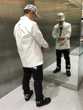 「AAPE BY A BATHING APE（エーエイプバイアベイシングエイプ）のアイテム（帽子）」を使った、山本雄也さん（メンズ・165cm）の春コーディネート