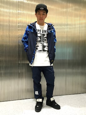 「AAPE BY A BATHING APE（エーエイプバイアベイシングエイプ）のアイテム（ジャケット/アウター）」を使った、山本雄也さん（メンズ・165cm）の春コーディネート