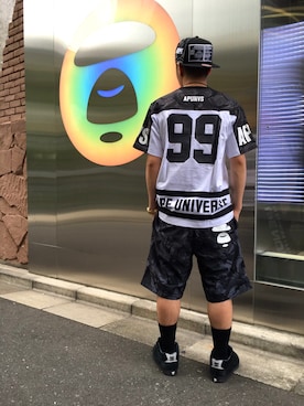 「AAPE BY A BATHING APE（エーエイプバイアベイシングエイプ）のアイテム（パンツ）」を使った、山本雄也さん（メンズ・165cm）の夏コーディネート
