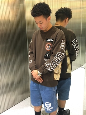 「AAPE BY A BATHING APE（エーエイプバイアベイシングエイプ）のアイテム（パンツ）」を使った、山本雄也さん（メンズ・165cm）の秋コーディネート