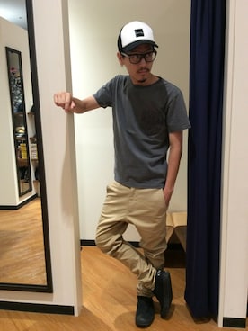 「ポケットＴシャツ」｜「アイテム（キャップ）」を使った、シバタさん（メンズ・168cm）の夏コーディネート