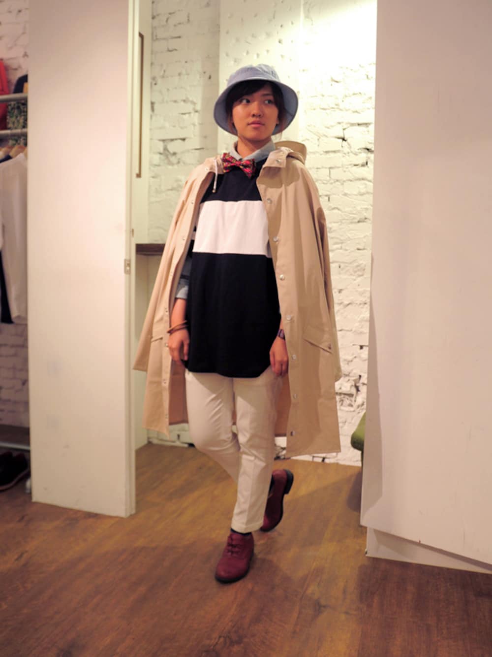 「plain-me、rains」｜「RAINSの丹麥RAINS長版雨衣外套（その他アウター、ベージュ系）」を使った、plain-me_tcさん（レディース・158cm）の春コーディネートの1枚目の写真