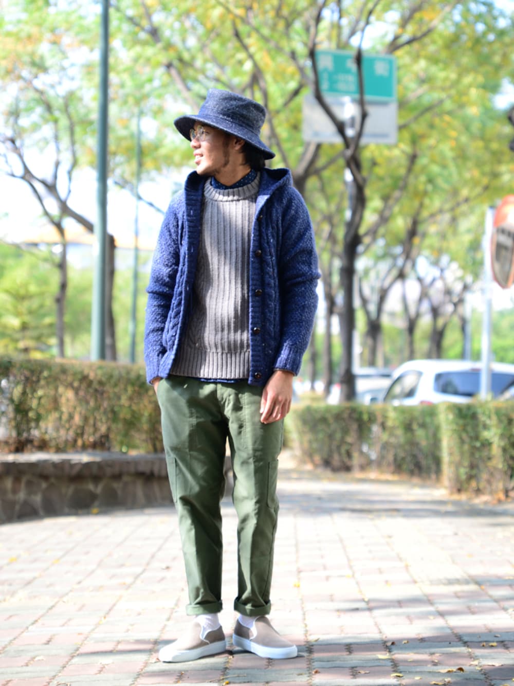 「plain-me、wisdom、Taichung」｜「wisdomのWoolen Fisherman Hat（ハット、グレー系）」を使った、plain-me_tcさん（メンズ・170cm）の秋コーディネートの1枚目の写真