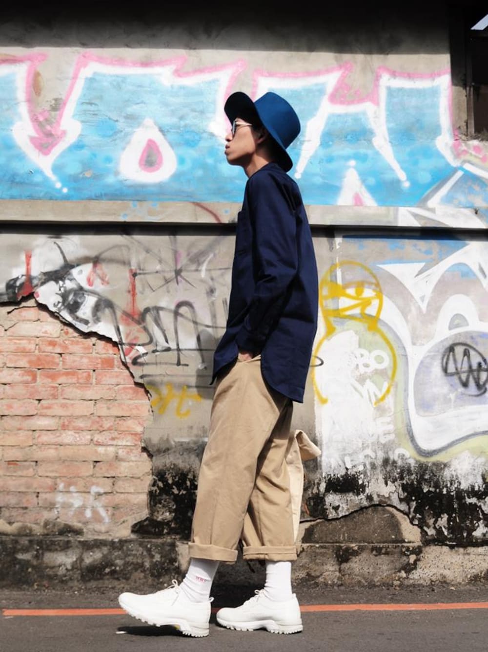 「YAECA、ORPHIC、plain-me」｜「ORPHICのHELLION休閒鞋（スニーカー、ホワイト系）」を使った、plain-me_tcさん（メンズ・178cm）の冬コーディネートの1枚目の写真