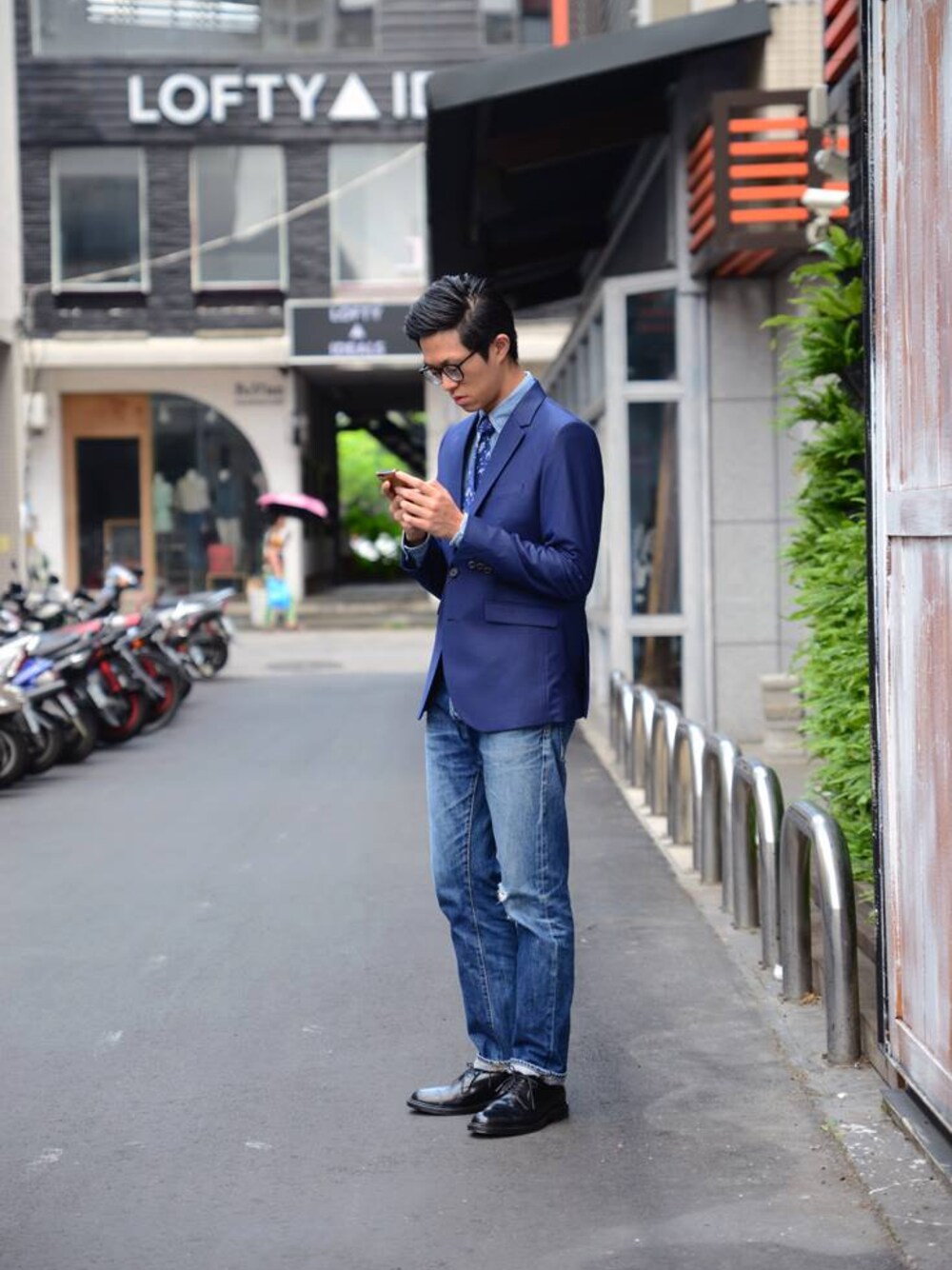 その他のその他を着用したメンズの春コーディネートの1枚目の写真