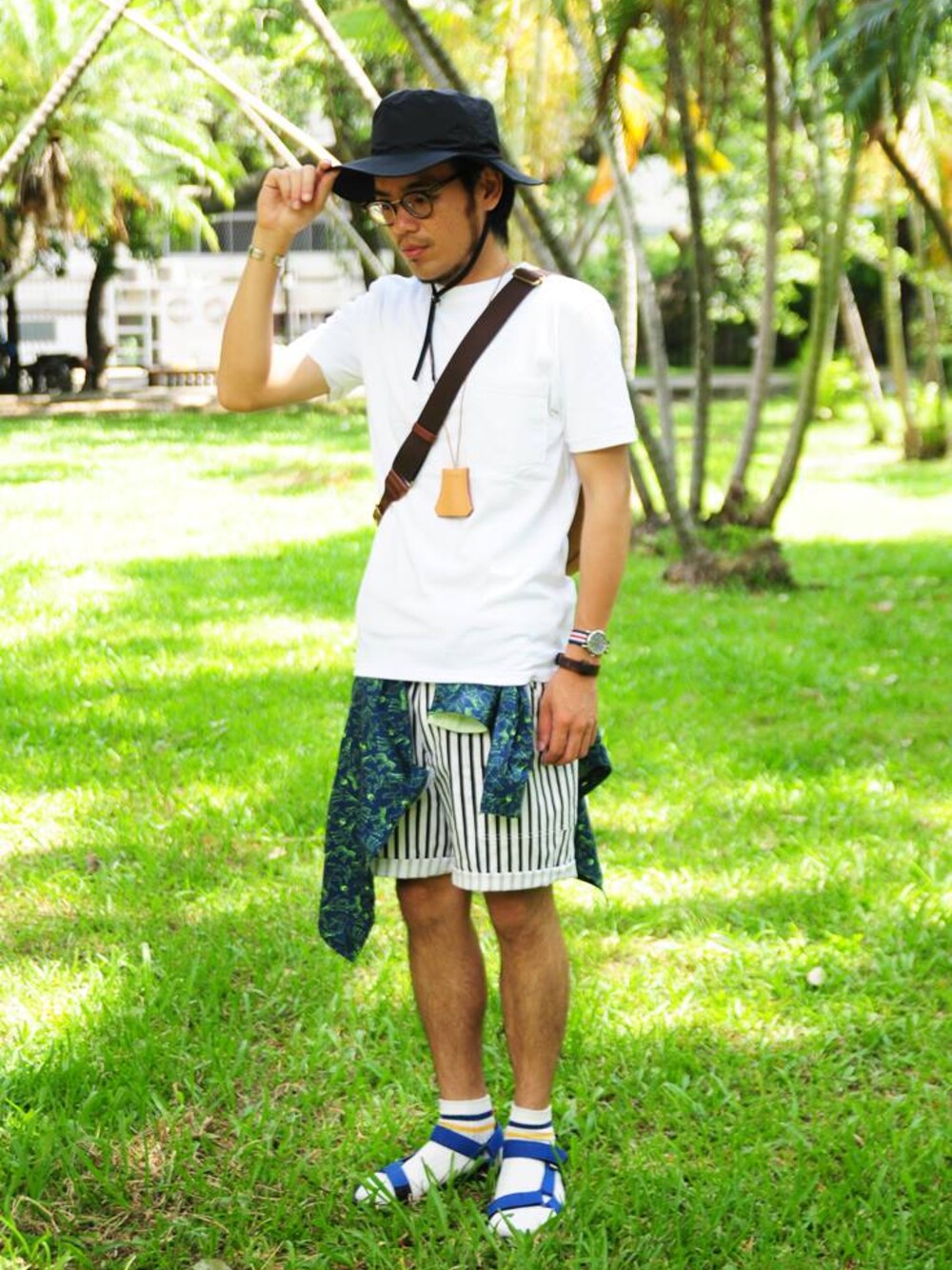 「teva、plain-me、radiant、goodwear」｜「VOTE MAKE NEW CLOTHESのVOTE CAMP HAT（その他、その他）」を使った、plain-me_tcさん（メンズ・175cm）の夏コーディネートの1枚目の写真