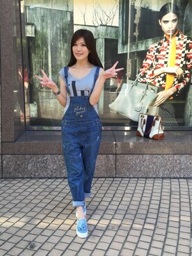 「LOVFEE（ラッフィ）のアイテム（オールインワン・サロペット）」を使った、大篇妮さん（レディース・170cm）の秋コーディネート