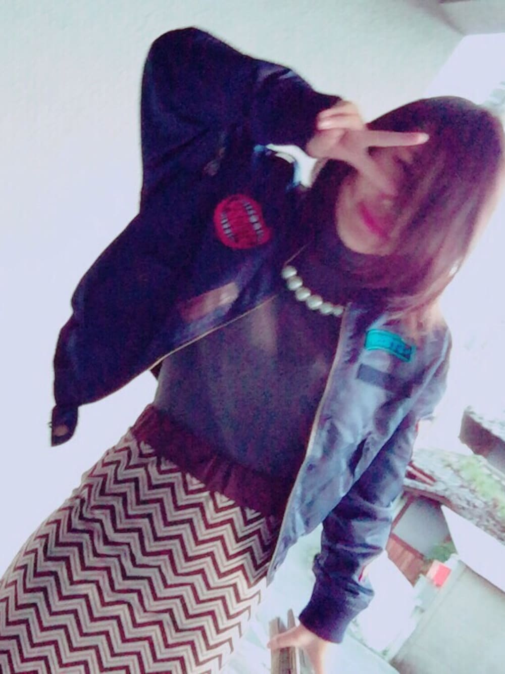 「中学生、おしゃれになりたい、打ち上げ、ブレた、可愛い、お気に入り」｜「STUSSYのアイテム（ブルゾン、ブルー系）」を使った、春星さん（レディース・152cm）の秋コーディネートの1枚目の写真