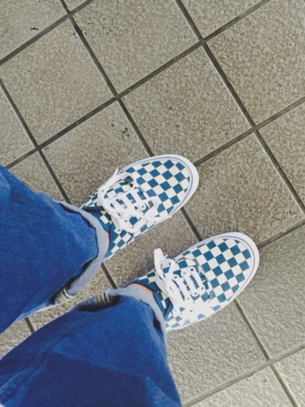 「VANS、authentic、checkerboard」｜「VANSのアイテム（スニーカー、ブルー系）」を使った、ChiRo☆さん（レディース・165cm）の夏コーディネートの1枚目の写真