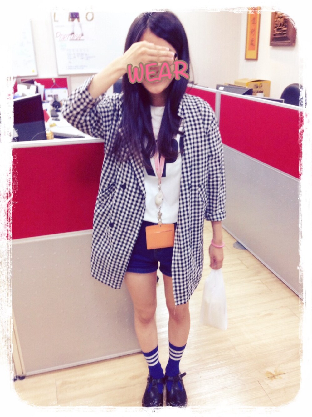 「planetのアイテム（チェスターコート、ブラック系）」を使った、Ruby Hさん（レディース・155cm）の秋コーディネートの1枚目の写真