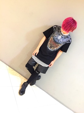 「MARCELO BURLON（マルセロ・バーロン）のアイテム（Tシャツ/カットソー、ブラック系）」を使った、Ko–heiさん（メンズ・168cm）の夏コーディネート