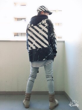 「off white（オフホワイト）のOFF WHITE ベースボールキャップ（キャップ、ブラック系）」を使った、Ko–heiさん（メンズ・168cm）の秋コーディネート