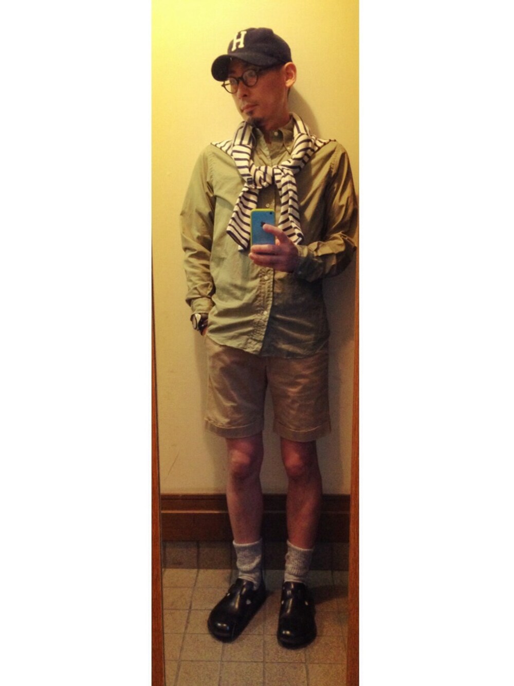 「Bshop、ビルケンシュトック、birkenstock、INDIVIDUALIZED SHIRTS、GYMPHLEX、膝上ショーツ」｜「BIRKENSTOCKの【幅広】LONDON/ロンドン　ハンターブラウン (WOMEN＆MEN)（その他シューズ、ブラウン系）」を使った、hiro5cさん（メンズ・170cm）の夏コーディネートの1枚目の写真