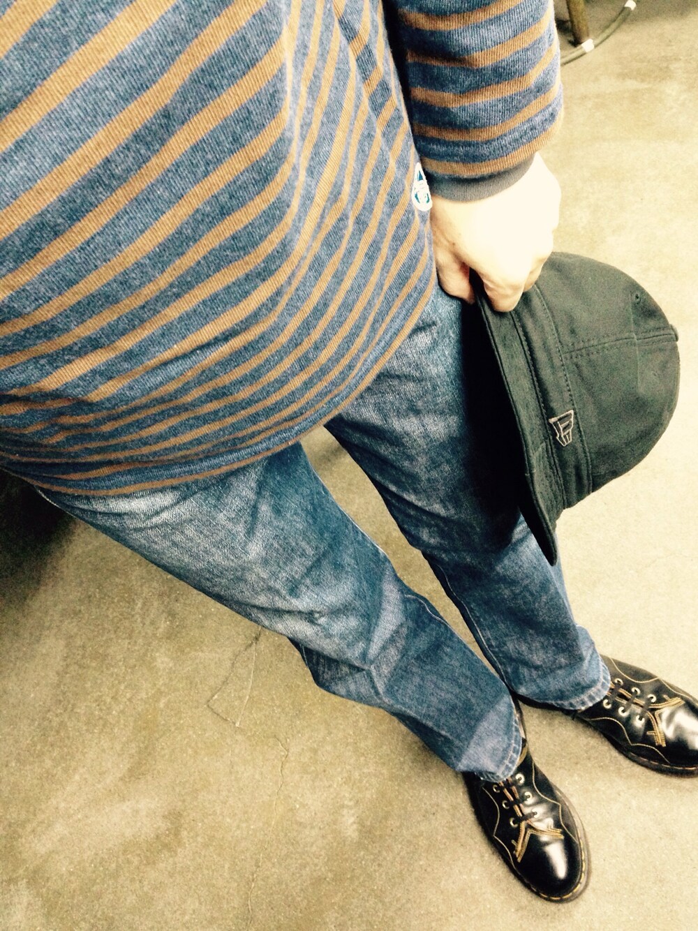 「NEWERA、DrMartens、EDWIN、ドクターマーチン、orcival、ボーダー、デニム、ブーツ、しましま、Gパン」｜「Dr. Martensの ドクターマーチン 2014AW モンキーブーツ（その他シューズ、ブラック系）」を使った、hiro5cさん（メンズ・170cm）の秋コーディネートの1枚目の写真