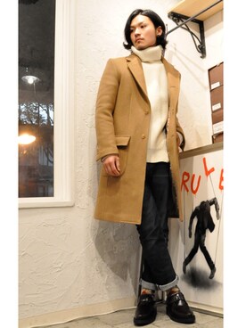 「ベージュのコート」｜「アイテム（チェスターコート）」を使った、DFTOKYOAkiさん（メンズ・163cm）の秋コーディネート