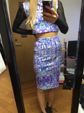 「FIG&VIPER（フィグアンドバイパー）のMINKPINK コラボ　オーロラ柄SK（スカート、パープル系）」を使った、Saki Kodamaさん（レディース・162cm）の秋コーディネート
