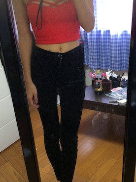 「アイテム（キャミソール、レッド系）」を使った、Saki Kodamaさん（レディース・162cm）の秋コーディネート