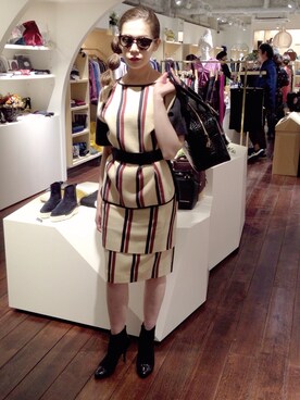 「DRIES VAN NOTEN（ドリスヴァンノッテン）のアイテム（その他トップス）」を使った、Hitomi Hamadaさん（レディース・168cm）の秋コーディネート