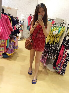 「FOSSIL（フォッシル）のアイテム（ボストンバッグ）」を使った、Audrey さん（レディース・156cm）の春コーディネート