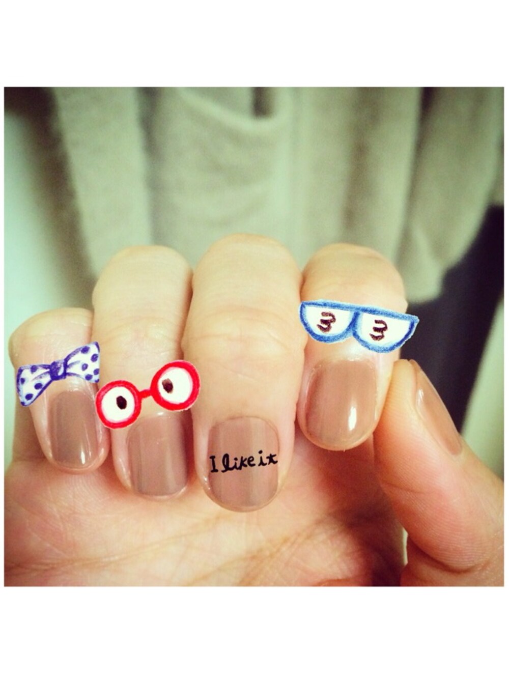 「ネイル」｜「RIMMEL LONDONのアイテム（ハンドケア/ハンドクリーム、ベージュ系）」を使った、ちび＊さん（レディース・158cm）の冬コーディネートの1枚目の写真