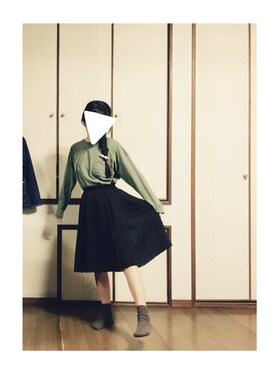 「UNIQLO（ユニクロ）のWOMEN プリーツミディスカート（スカート、ブラック系）」を使った、ふぅさん（レディース・149cm）の秋コーディネート