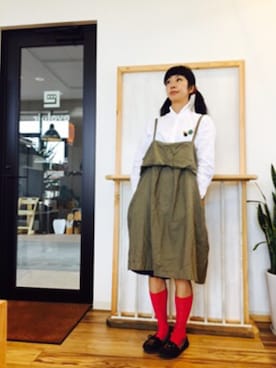「JAM（ジャム）のアイテム（シューズ）」を使った、アッコヤナセさん（レディース・162cm）の秋コーディネート