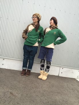 「アイテム（パーカー、グリーン系）」を使った、アッコヤナセさん（レディース・162cm）の冬コーディネート