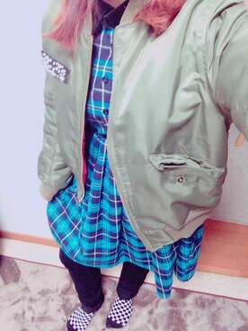 「blue」｜「アイテム（その他アウター）」を使った、harunaさん（レディース・151cm）の冬コーディネート