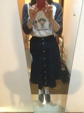 「w closet（ダブルクローゼット）の裾フリンジ前開きデニムスカート（スカート、レッド系）」を使った、yuuu＊さん（レディース・157cm）の春コーディネート